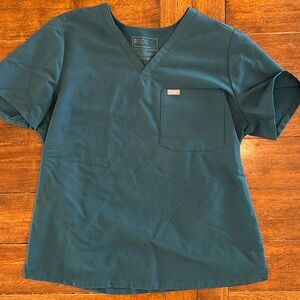 Figs one pocket scrub top